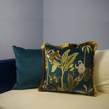 Load image into Gallery viewer, Luxury Velvet Gold &amp; Green Cushion Cover With Tassels
